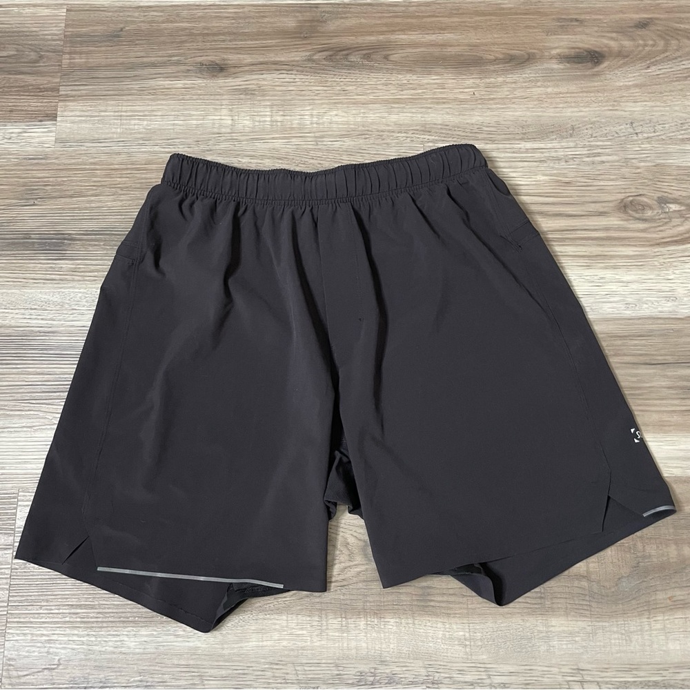 Lululemon Men’s Surge Short Linerless 7" Size medium